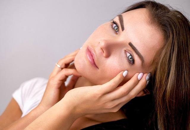 Gentle Ingredients to Soothe ​Sensitive Skin