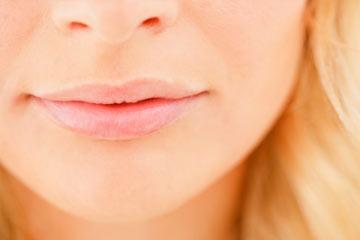 The Science of ⁢Lip Comfort: Understanding Sensitive​ Lips and Hydration Needs